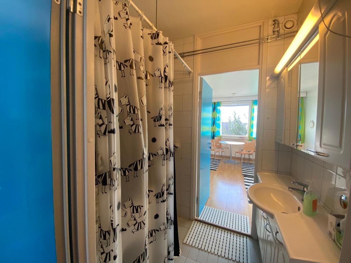 Iso Kolmio Ydinkeskustassa 1-6 Hloe Ilm.Parkit Apartamento Oulu Exterior foto