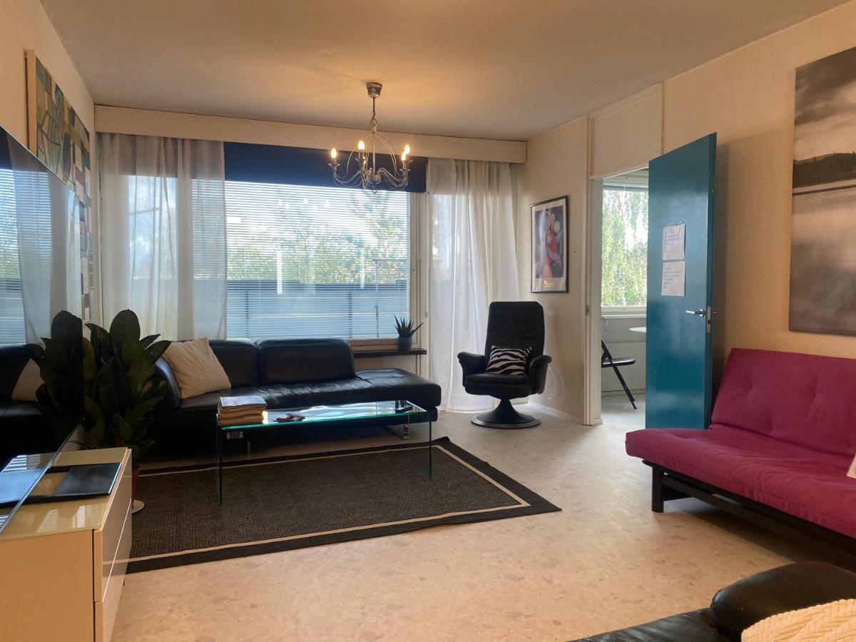 Iso Kolmio Ydinkeskustassa 1-6 Hloe Ilm.Parkit Apartamento Oulu Exterior foto